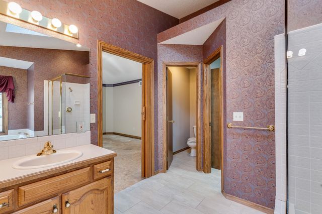 2422 N Morning Dew St, Wichita, KS 67205