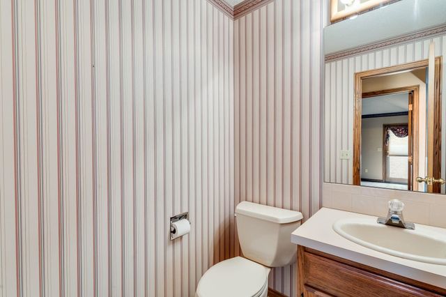 2422 N Morning Dew St, Wichita, KS 67205