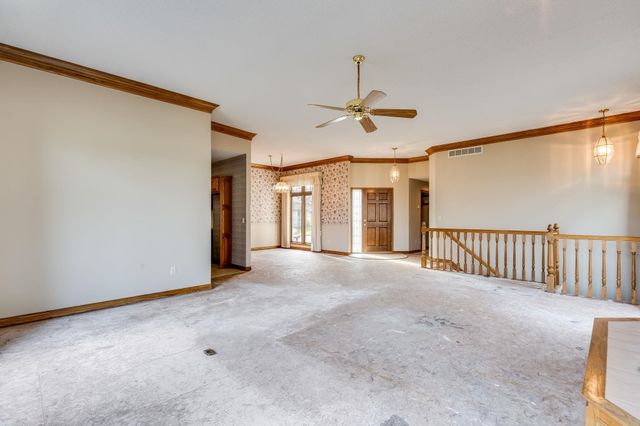 2422 N Morning Dew St, Wichita, KS 67205