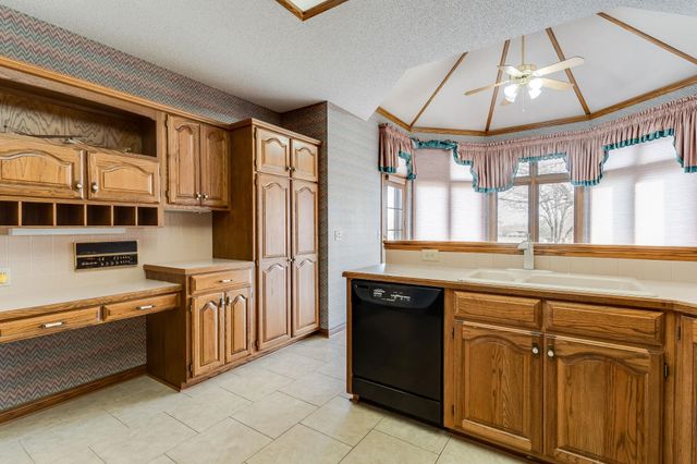 2422 N Morning Dew St, Wichita, KS 67205