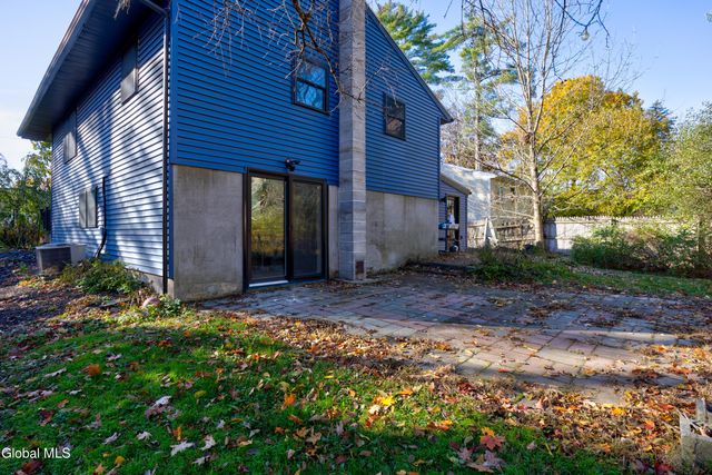 5 Woodland Court, Saratoga Springs, NY 12866