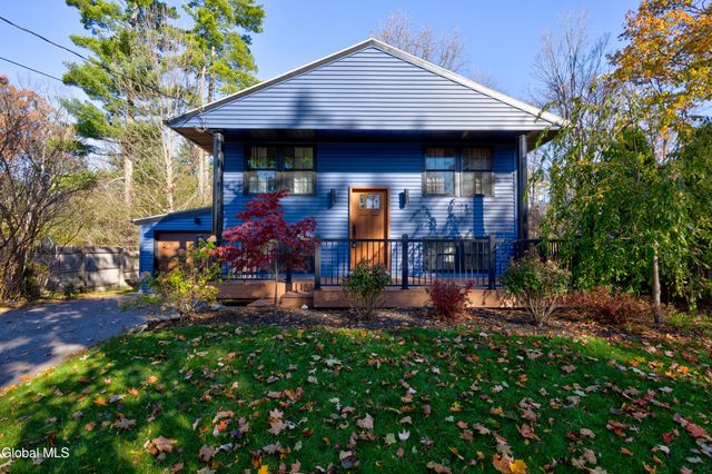 5 Woodland Court, Saratoga Springs, NY 12866