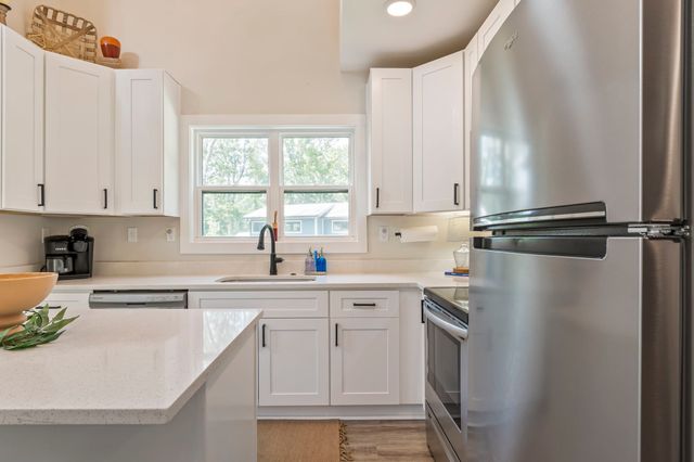 232 Waters Edge Way, Tracy City, TN 37387