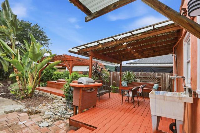 951 S 9th Street, San Jose, CA 95112