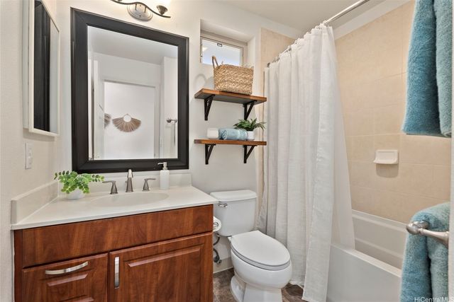 92-546 Hoanu Street, Kapolei, HI 96707