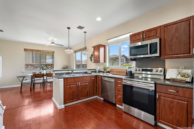 92-546 Hoanu Street, Kapolei, HI 96707