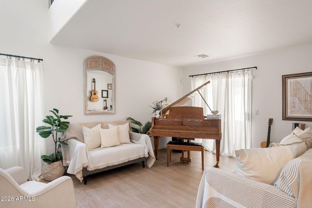 10212 E BETONY Drive, Scottsdale, AZ 85255