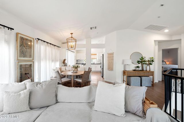 10212 E BETONY Drive, Scottsdale, AZ 85255