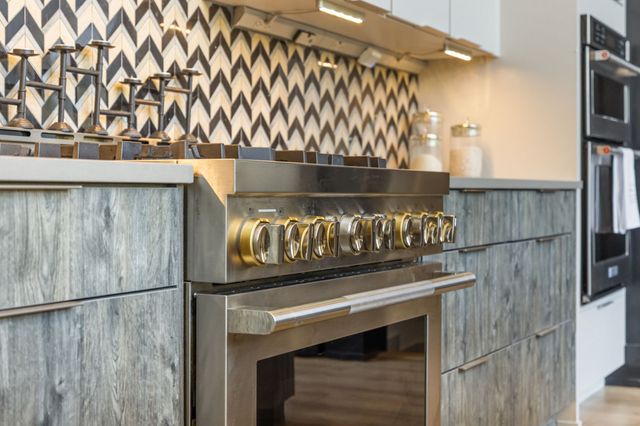 6616 Ellwood Ct, Nashville, TN 37205