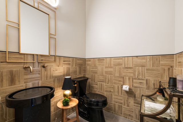 6616 Ellwood Ct, Nashville, TN 37205