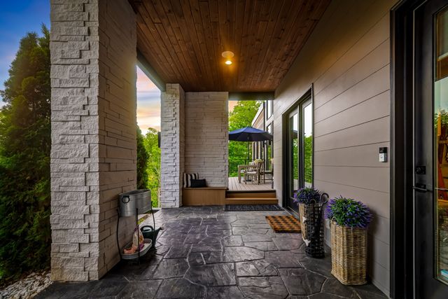 6616 Ellwood Ct, Nashville, TN 37205