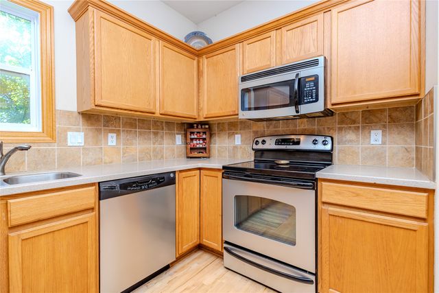 160 Broderick Drive, Waukee, IA 50263