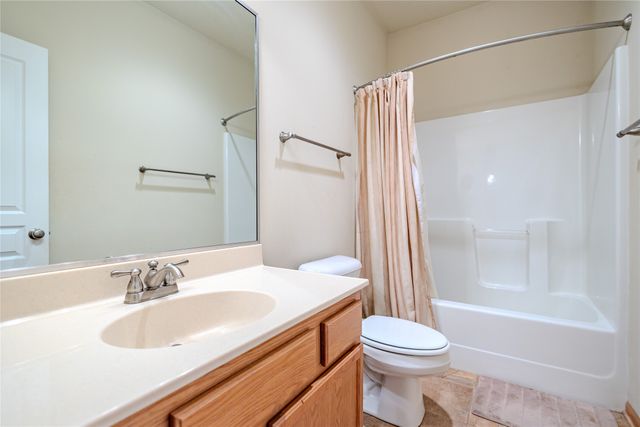 160 Broderick Drive, Waukee, IA 50263