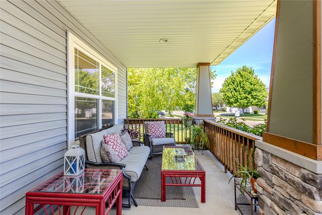 160 Broderick Drive, Waukee, IA 50263