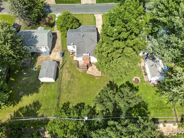 1155 Saint Matthew Drive, Florissant, MO 63031