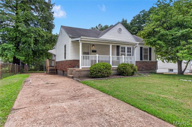1155 Saint Matthew Drive, Florissant, MO 63031