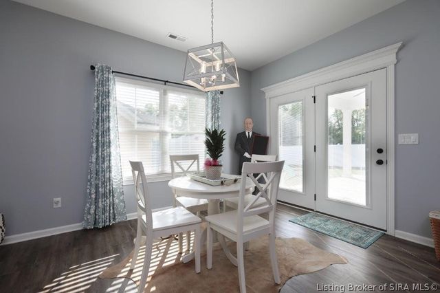 3802 Willard Drive, Jeffersonville, IN 47130