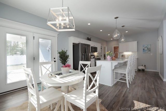 3802 Willard Drive, Jeffersonville, IN 47130