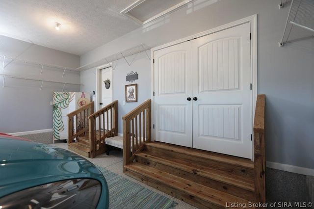 3802 Willard Drive, Jeffersonville, IN 47130