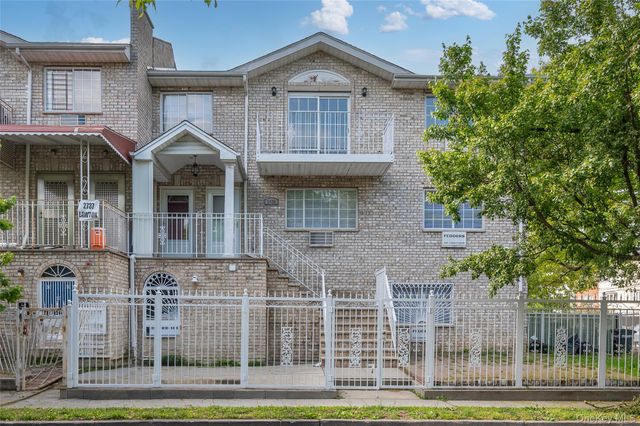 2739 Lawton Avenue, Bronx, NY 10465