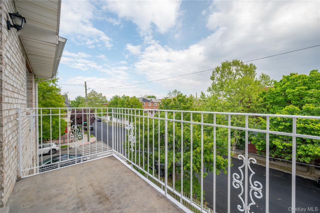 2739 Lawton Avenue, Bronx, NY 10465