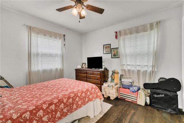 304 Wales CIR, Hampton, VA 23666