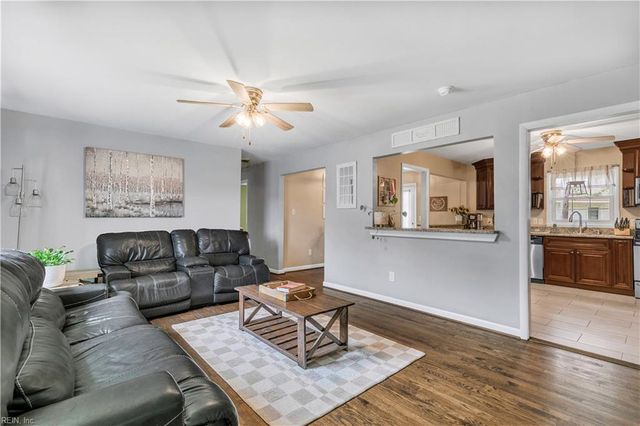 304 Wales CIR, Hampton, VA 23666