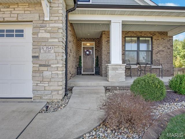3543 S Arbor Lake Drive, Edwardsville, IL 62025