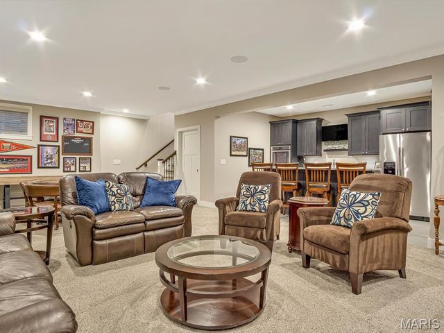 3543 S Arbor Lake Drive, Edwardsville, IL 62025