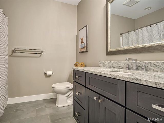 3543 S Arbor Lake Drive, Edwardsville, IL 62025