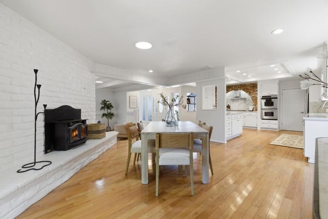 1040 Fleetwood Drive, San Jose, CA 95120