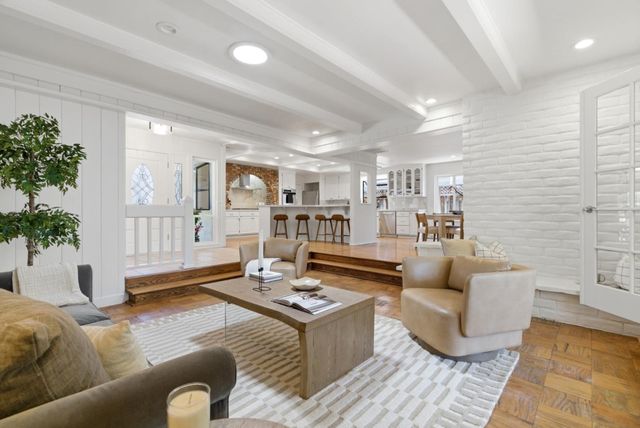 1040 Fleetwood Drive, San Jose, CA 95120