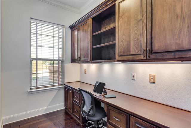 6035 Oak Hollow Drive, Burleson, TX 76028