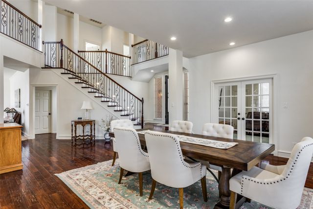 6035 Oak Hollow Drive, Burleson, TX 76028