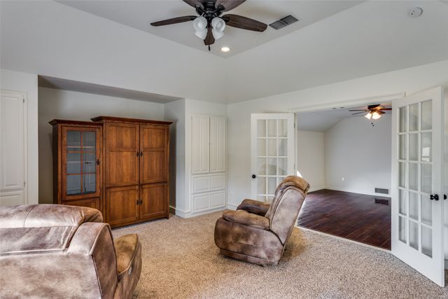 6035 Oak Hollow Drive, Burleson, TX 76028