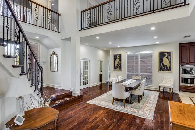 6035 Oak Hollow Drive, Burleson, TX 76028