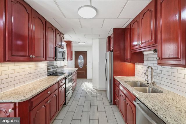 1232 LOCUST ST, Reading, PA 19604