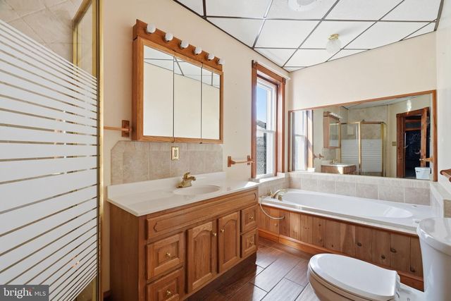 1232 LOCUST ST, Reading, PA 19604