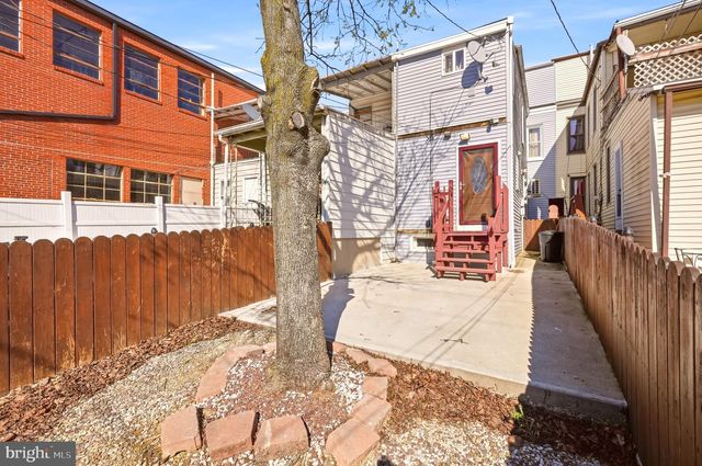 1232 LOCUST ST, Reading, PA 19604