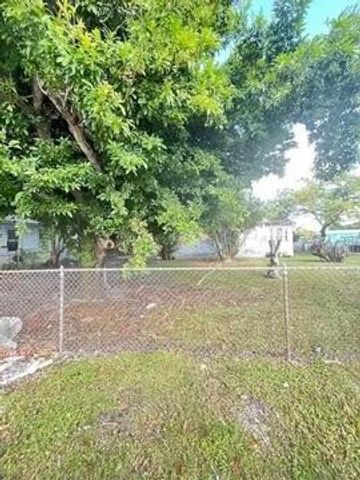 6312 NW 17th Avenue, Miami, FL 33147