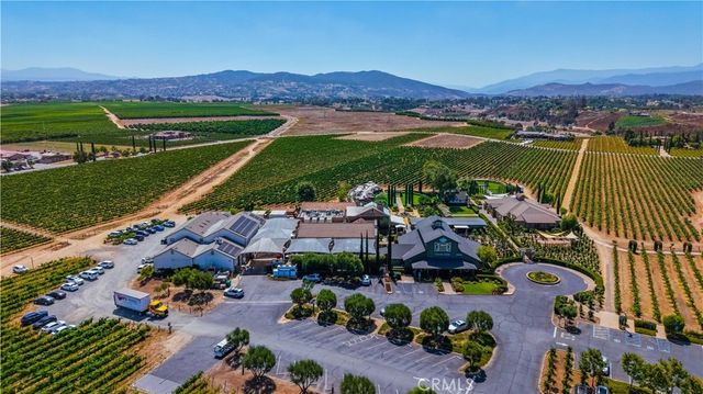 34980 Via Del Ponte, Temecula, CA 92592