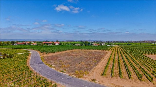 34980 Via Del Ponte, Temecula, CA 92592