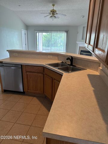 1610 NORTHGLEN Circle, Middleburg, FL 32068
