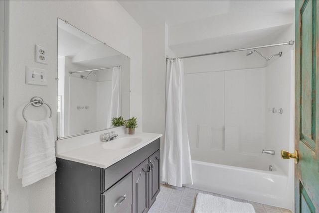 18801 Sages Rd, Nevada City, CA 95959