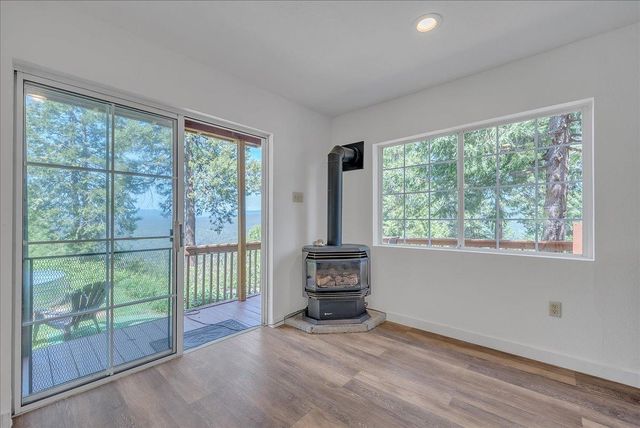 18801 Sages Rd, Nevada City, CA 95959