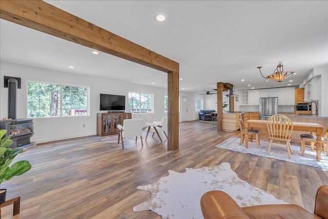 18801 Sages Rd, Nevada City, CA 95959