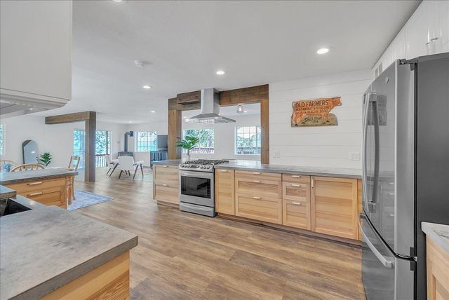 18801 Sages Rd, Nevada City, CA 95959