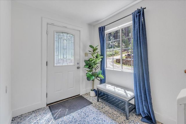 18801 Sages Rd, Nevada City, CA 95959