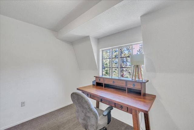 18801 Sages Rd, Nevada City, CA 95959