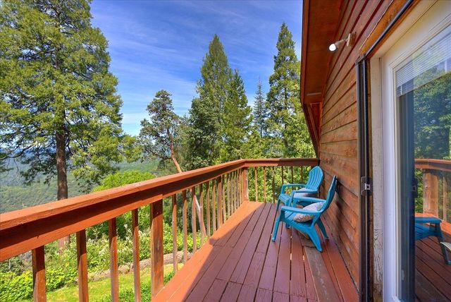 18801 Sages Rd, Nevada City, CA 95959